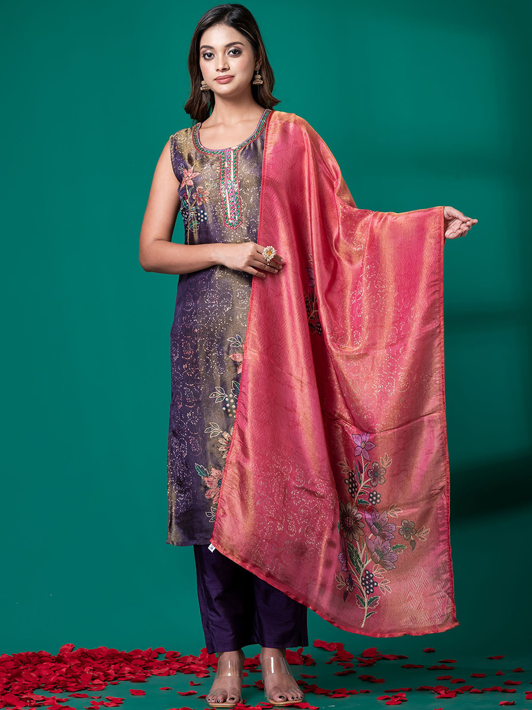 

SHREE BALAJI Floral Printed Regular Thread Work Straight Kurta With Trouser With Dupatta, Blue
