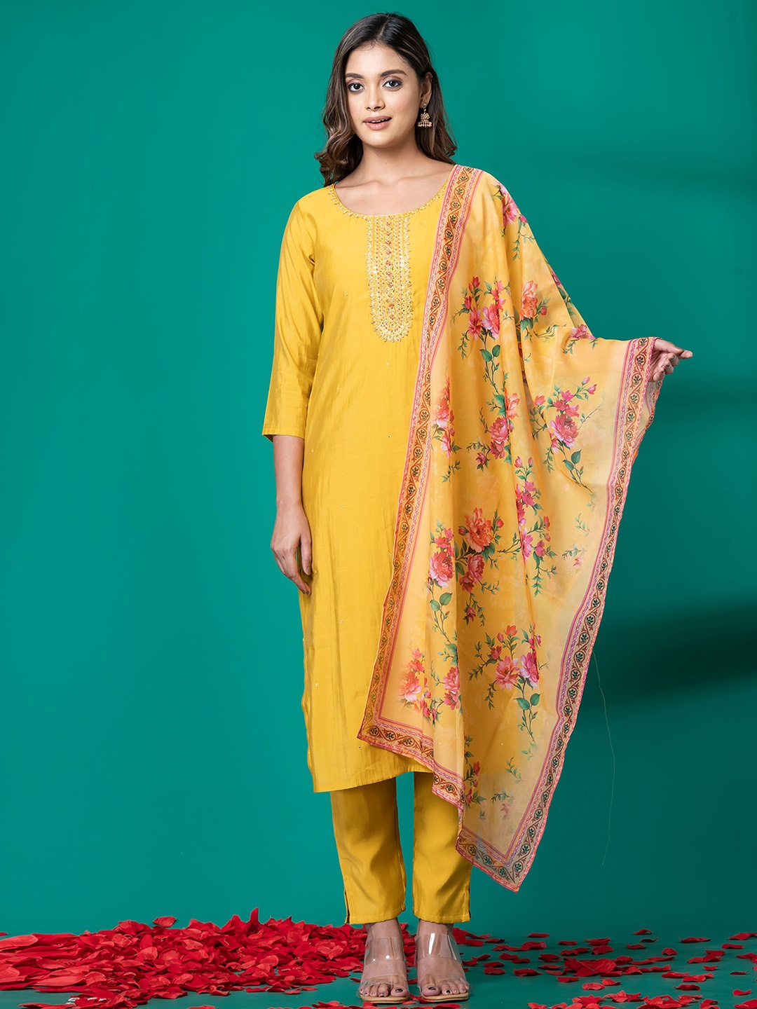 

SHREE BALAJI Floral Embroidered Regular Straight Kurta With Trouser With Dupatta, Yellow