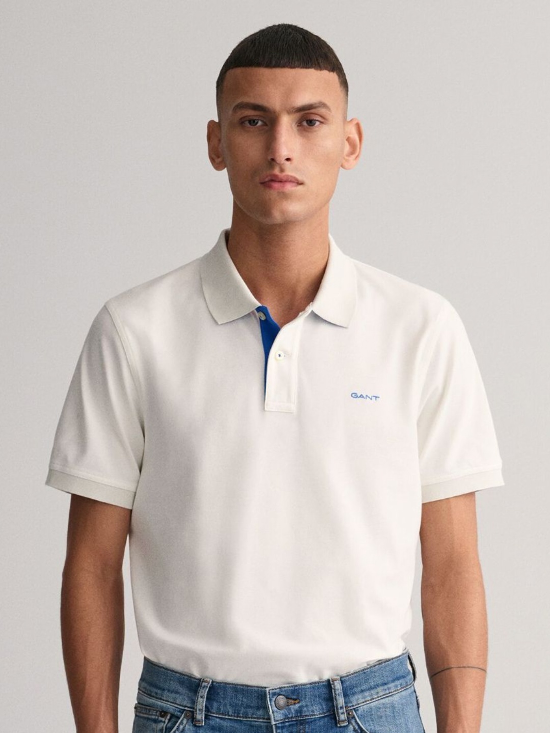 

GANT Men Solid Polo Collar Pique Cotton T-shirt, Cream