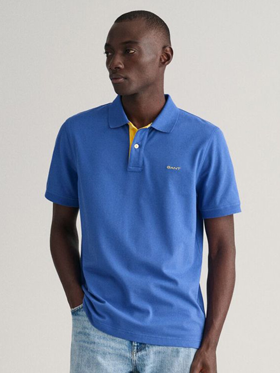 

GANT Men Solid Polo Collar Pique Cotton T-shirt, Blue