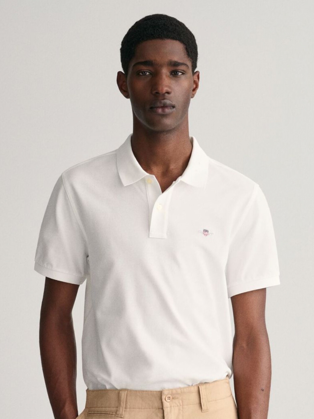 

GANT Men Solid Polo Collar Pique Cotton T-shirt, White