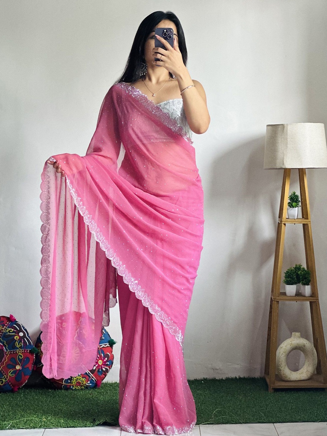 

choiceit Floral Sequinned Heavy Work Saree, Pink