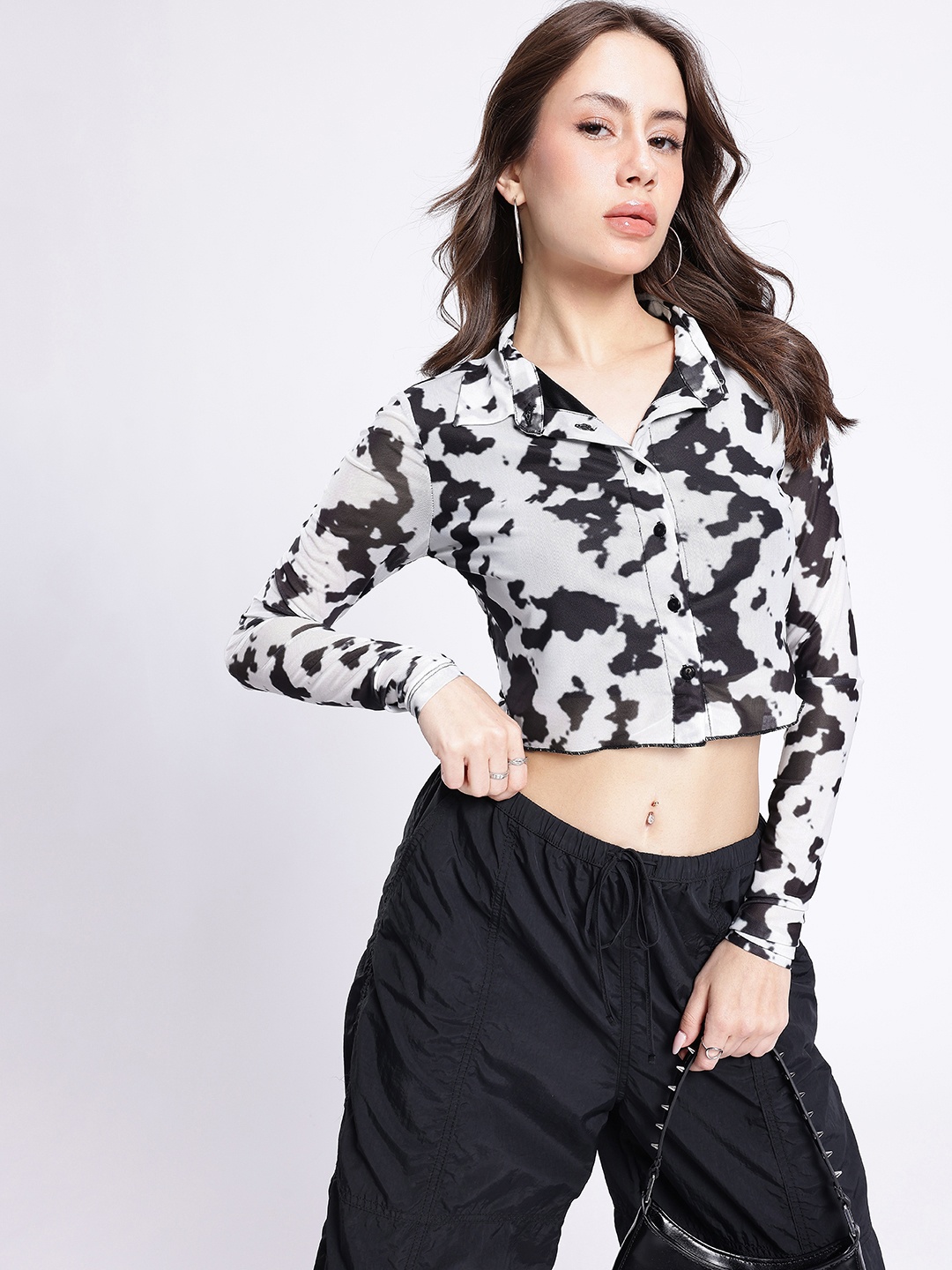 

glitchez Freshly Bold Abstract Printed Shirt Style Crop Top, White