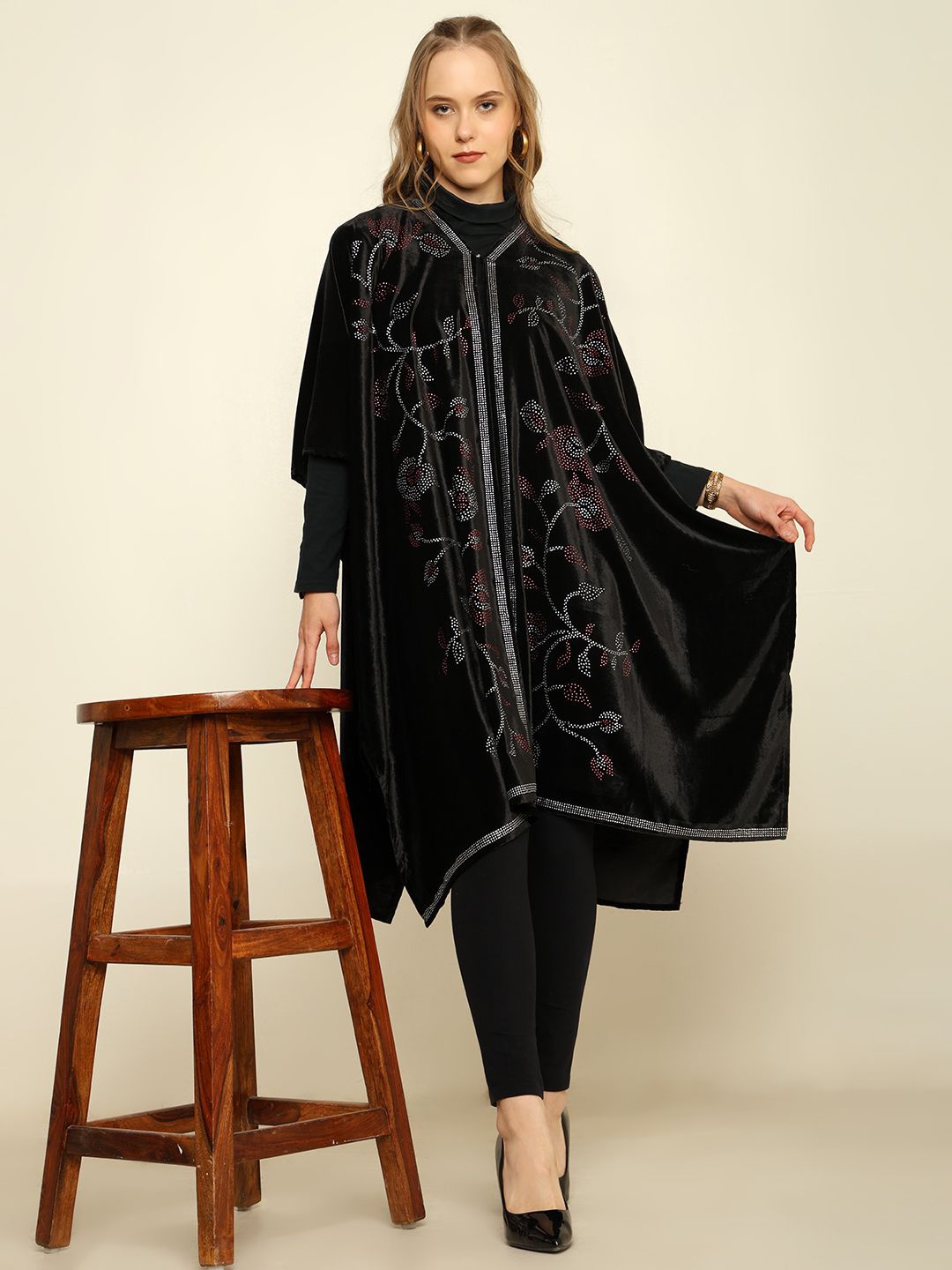 

CRAFTBAZAR Women Floral Poncho, Black