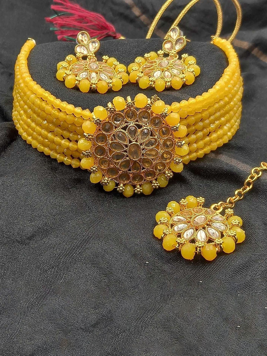 

JMBW INTERNATIONAL Gold-Plated Crystal Studded Jewellery Set