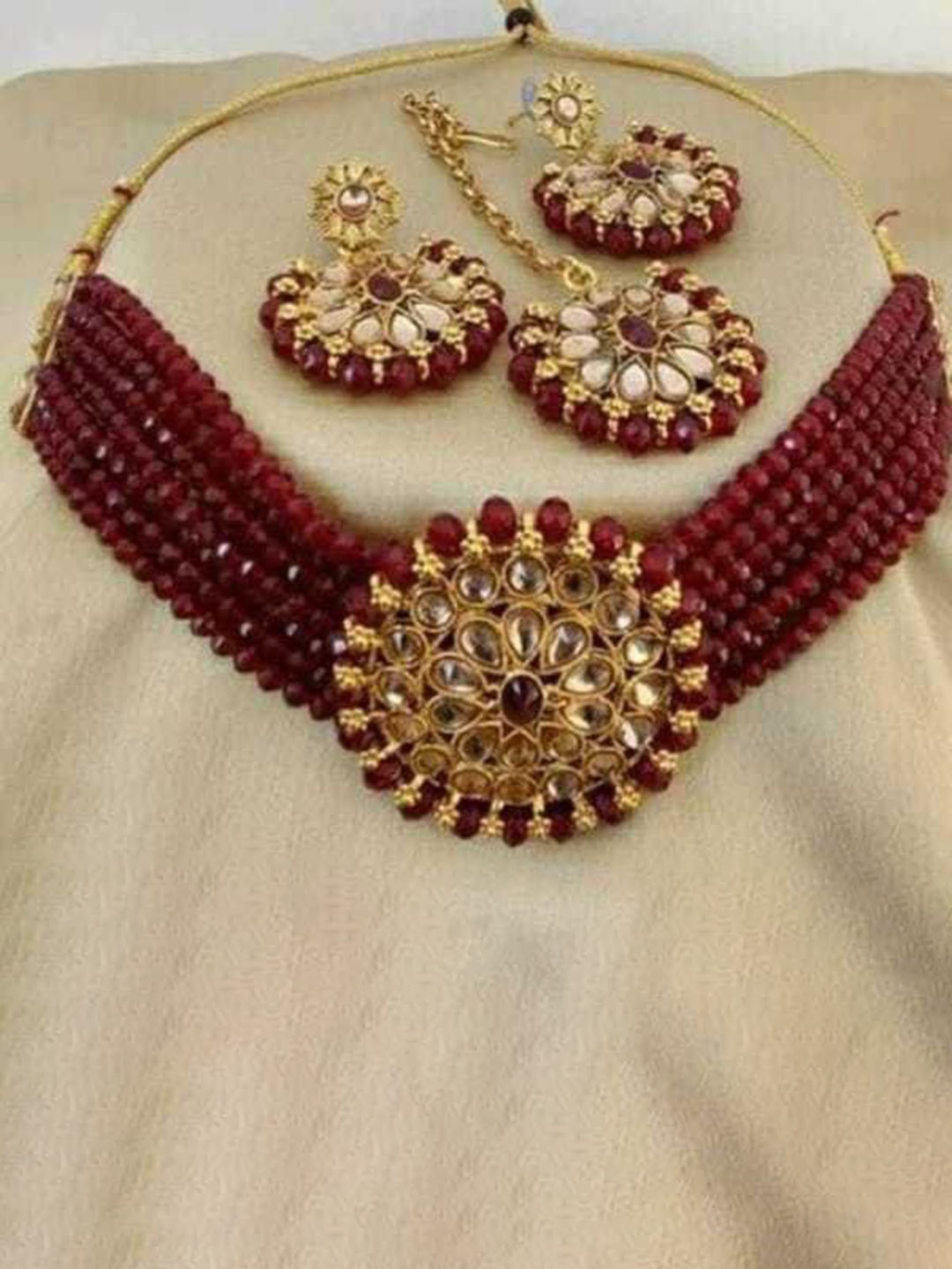 

JMBW INTERNATIONAL Gold Plated Jewellery Set, Maroon