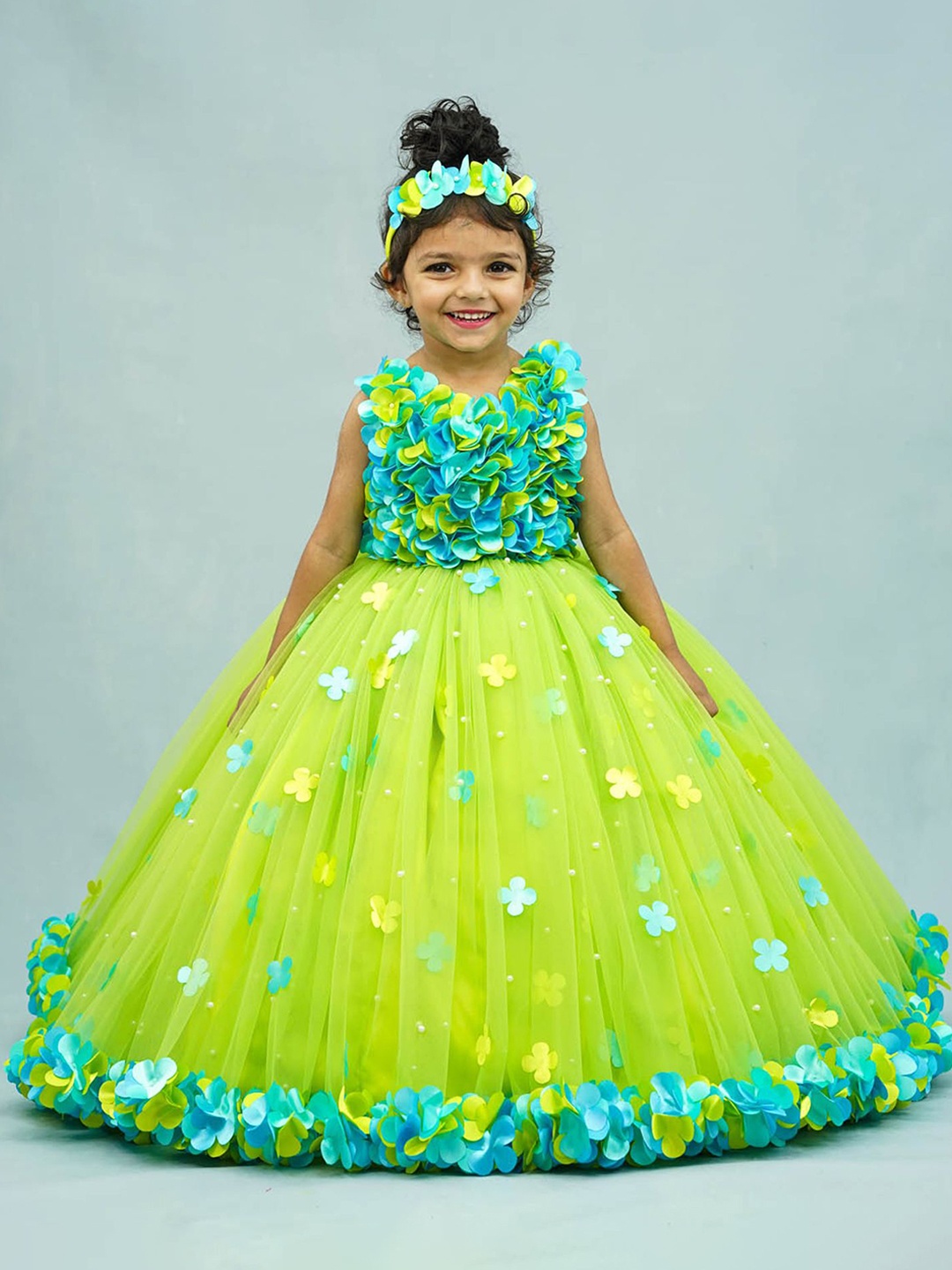 

Li & Li Boutique Girls Embellished Self Design Floral Gown Dress, Green