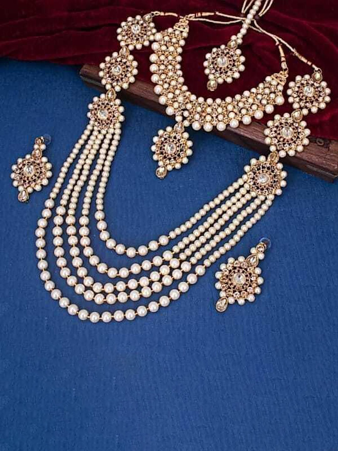 

JMBW INTERNATIONAL Beaded Stone-Studded Necklace With Earrings & Maang Tikka, Gold