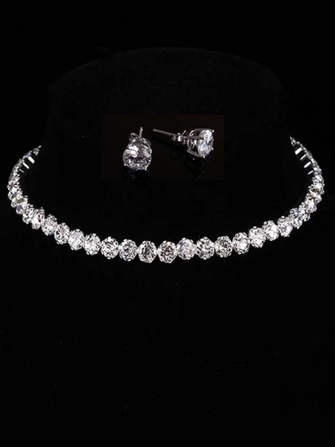 

JMBW INTERNATIONAL Stone-Studded Jewellery Set, Silver