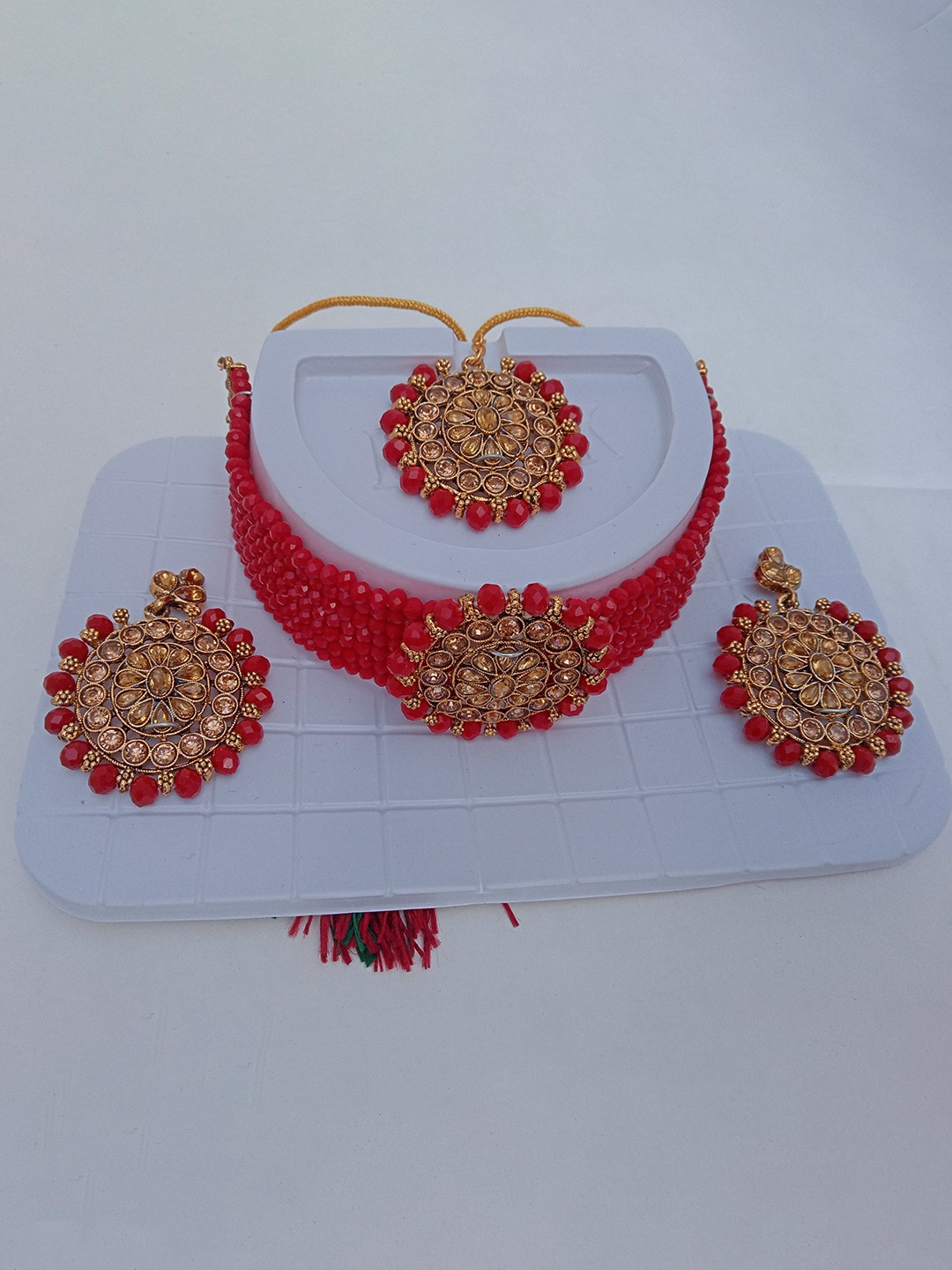 

JMBW INTERNATIONAL Beaded Stone-Studded Jewellery Set, Red