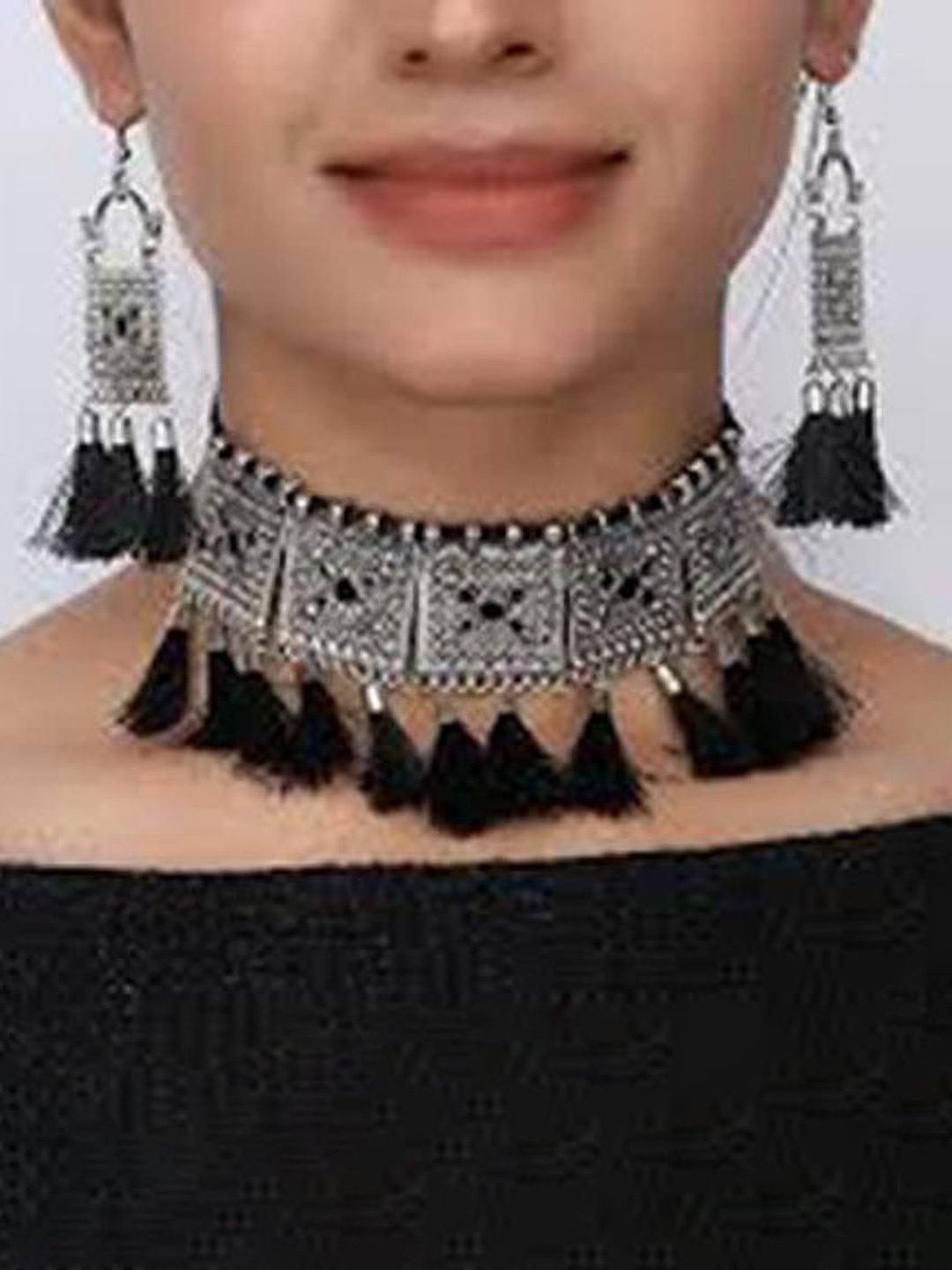 

JMBW INTERNATIONAL Tasselled Jewellery Set, Black
