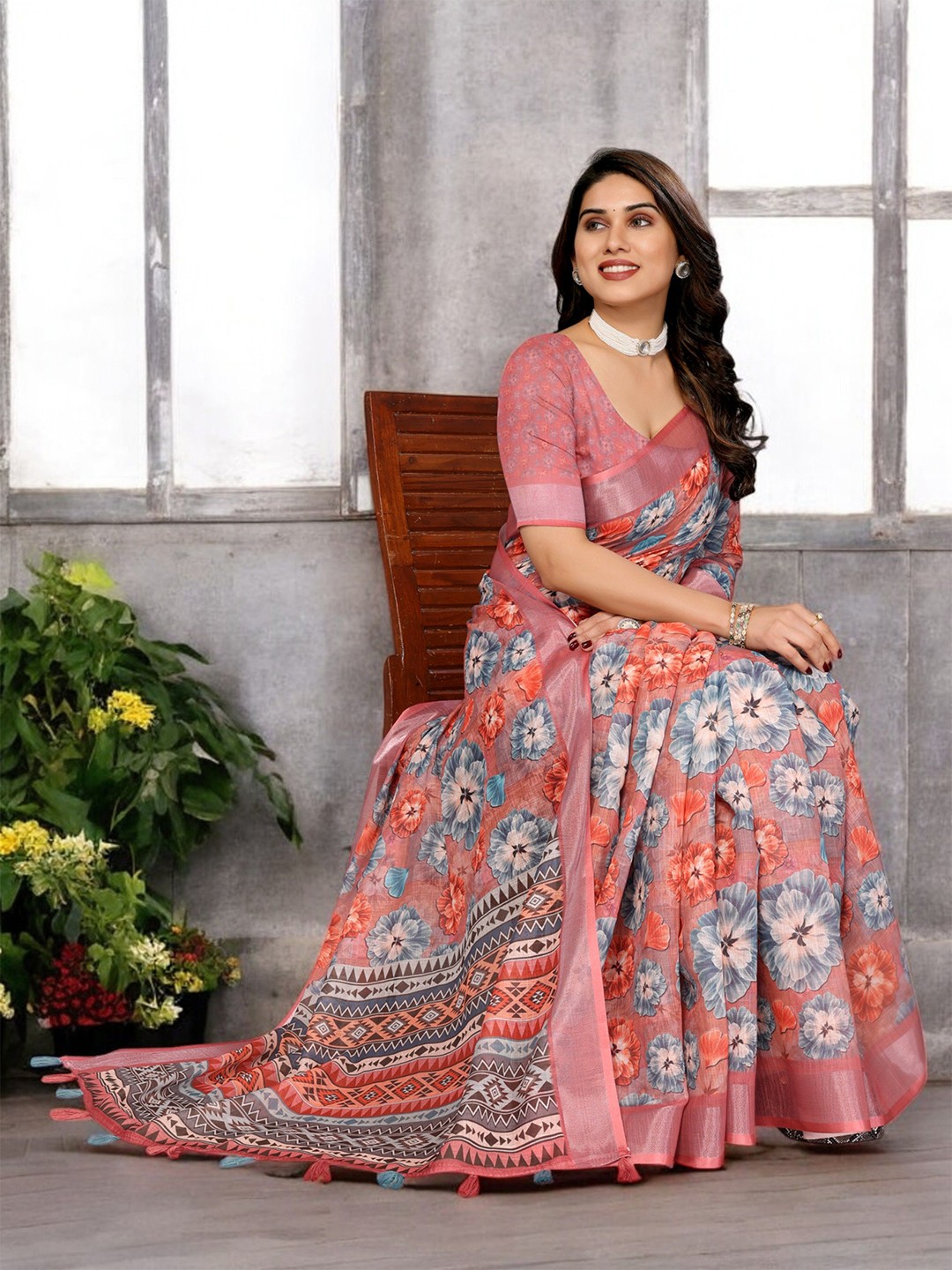 

The Textile Hub Floral Printed Zari Pure Linen Saree, Mauve