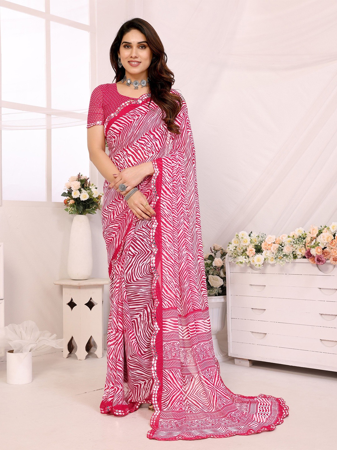 

The Textile Hub Leheriya Printed Mirror Work Saree, Pink