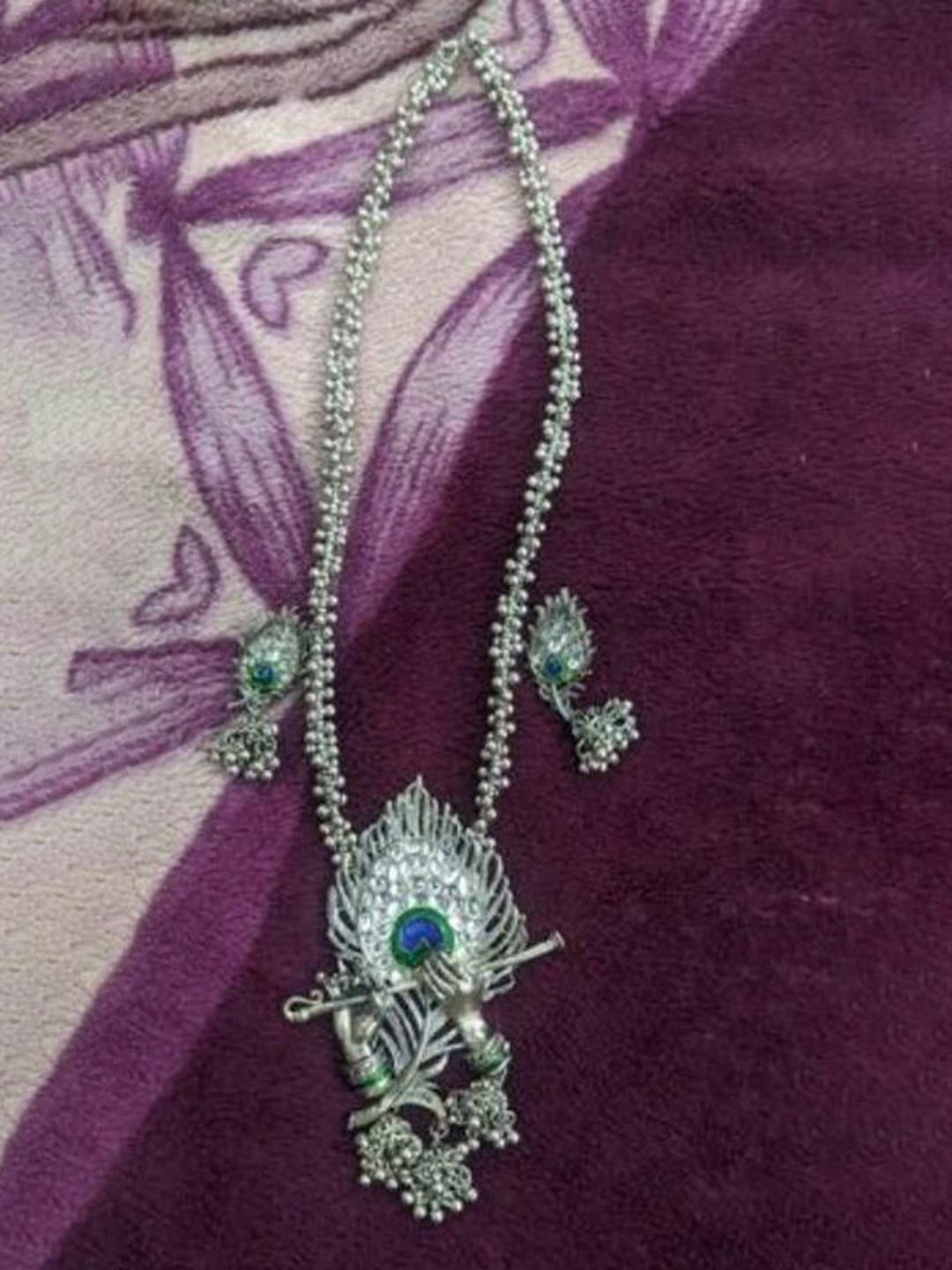 

JMBW INTERNATIONAL Gold-Plated Lord Krishna Necklace With Earrings