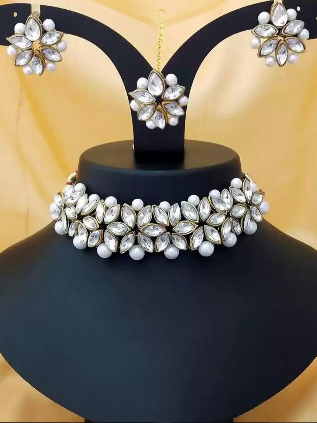 

JMBW INTERNATIONAL Set Of 2 Gold-Plated Beaded & Stone-Studded Jewellery Set