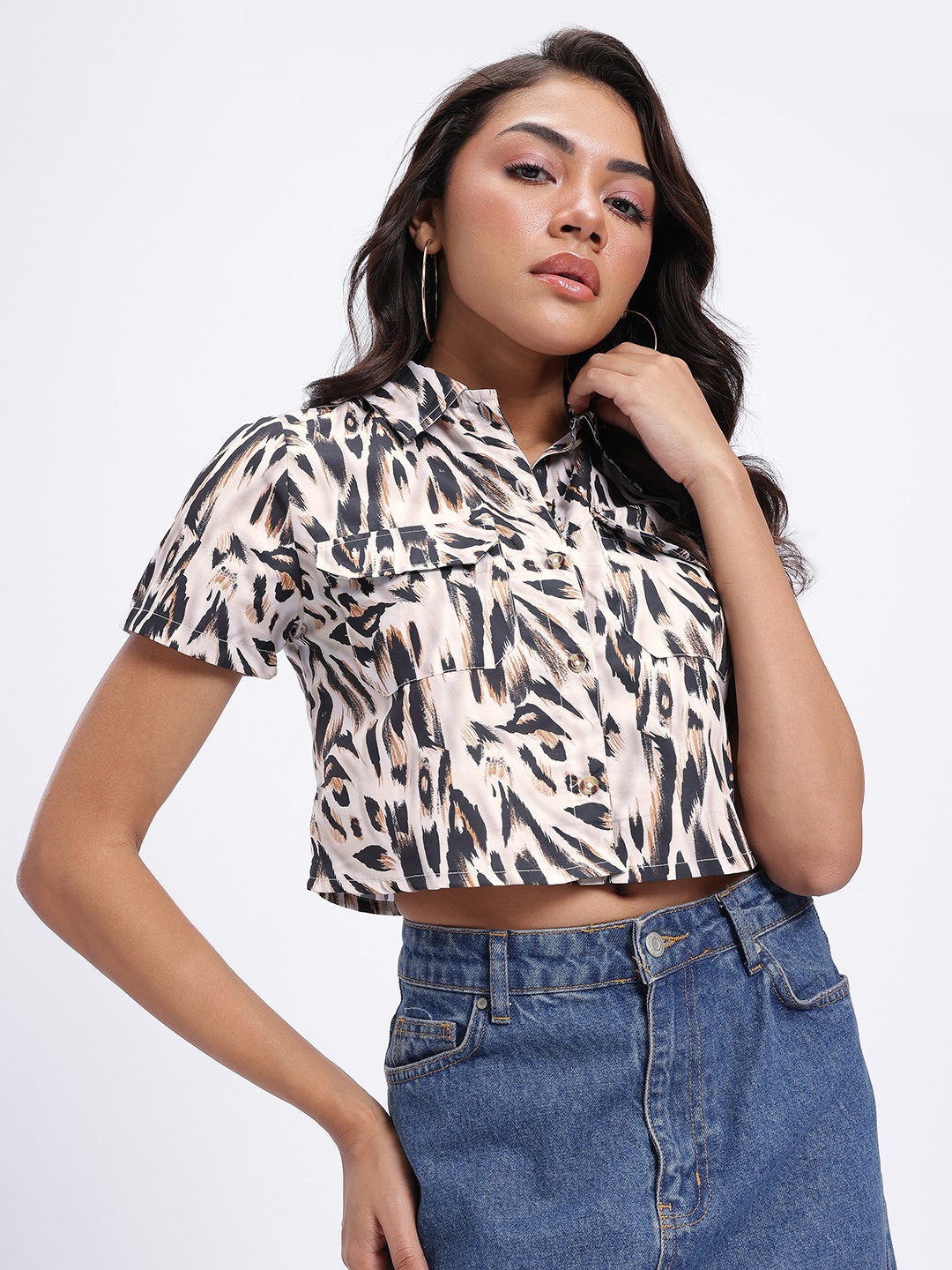 

glitchez Jungle Pulse Animal Print Boxy Fit Shirt, Beige