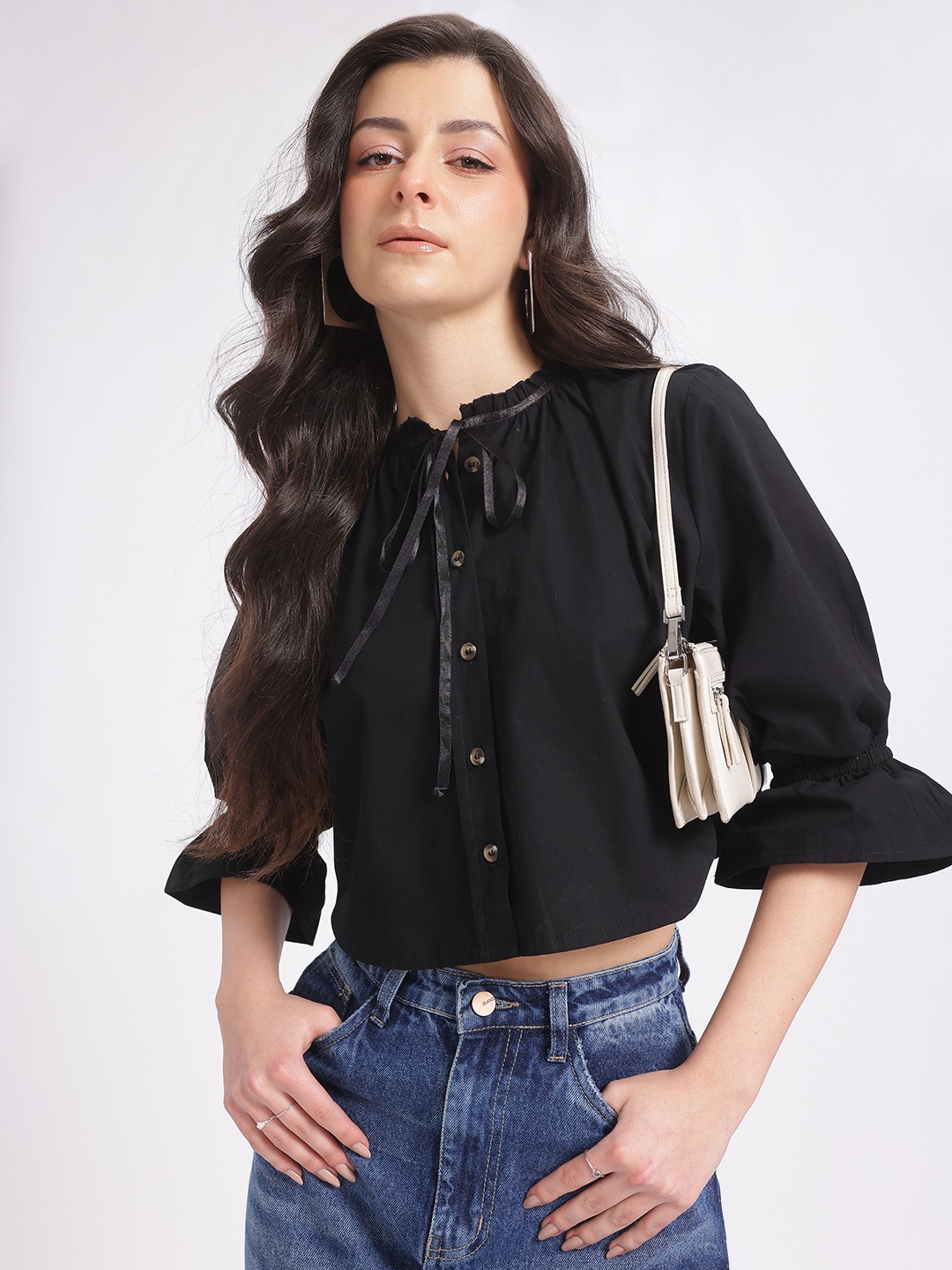 

glitchez The Neck-Tangle Crop Shirt Style Top, Black