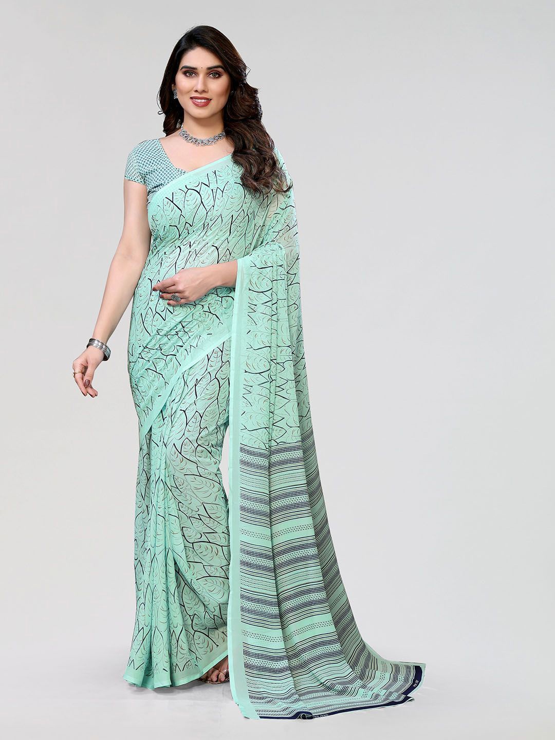 Moda Rapido Geometric Printed Saree, Green