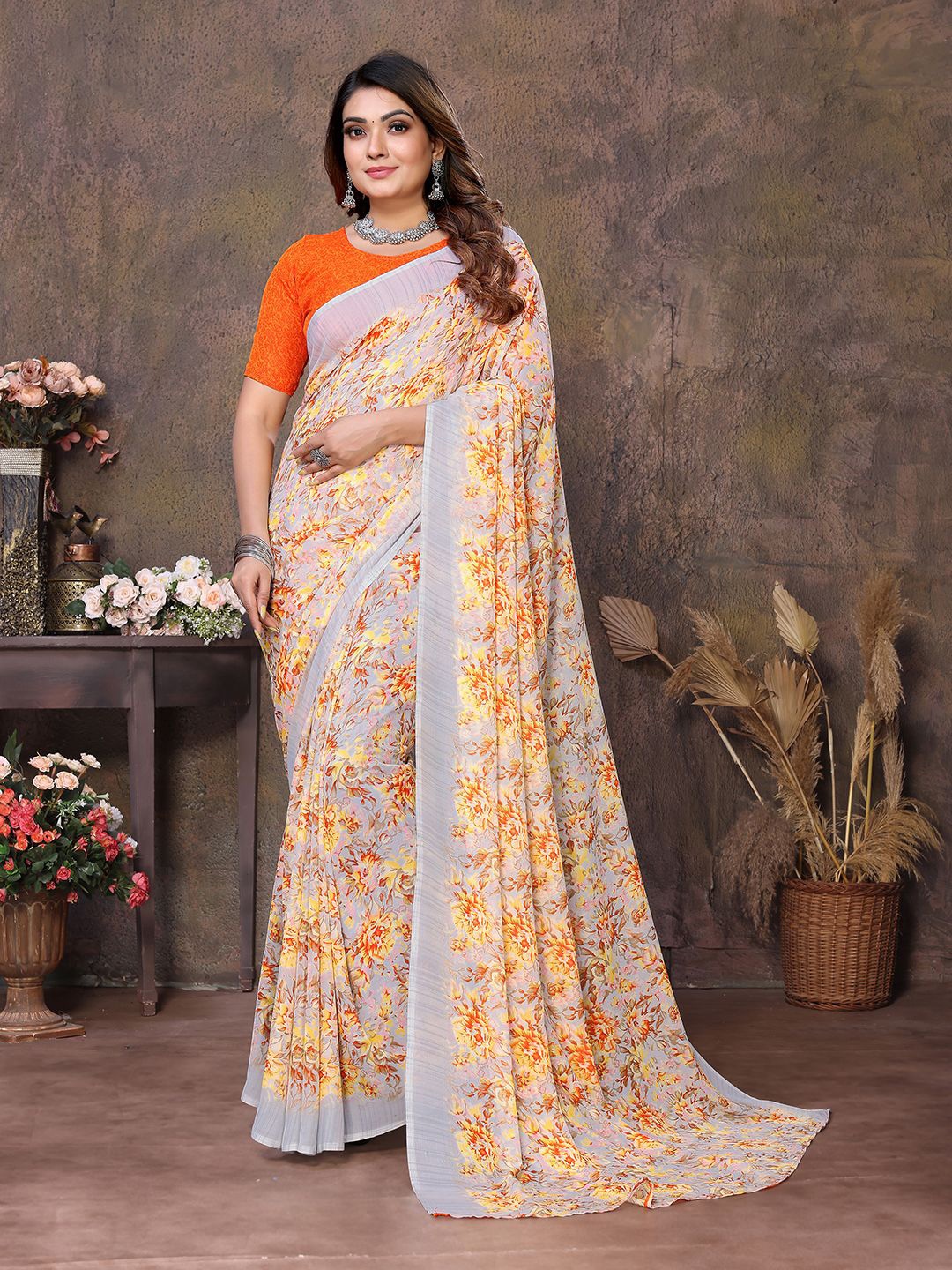 Moda Rapido Floral Saree, Orange