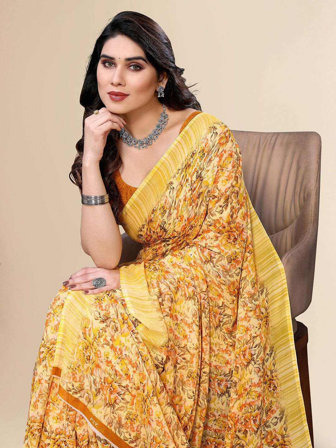 

Moda Rapido Women Floral Printed Saree With Unstitched Blouse Piece, Yellow