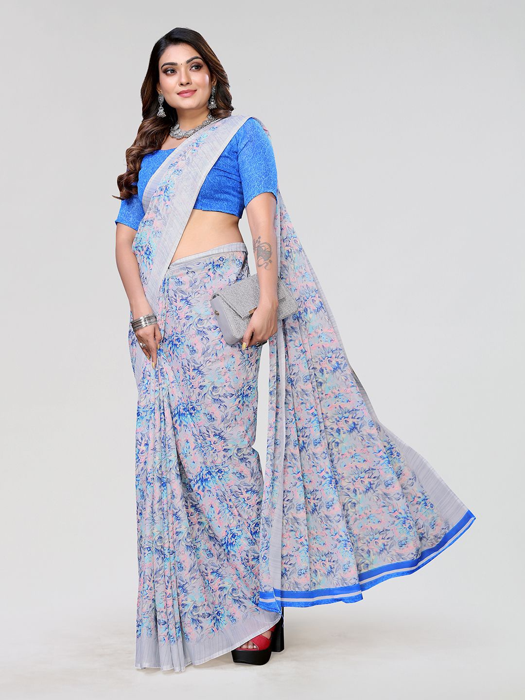 

Moda Rapido Floral Saree, Blue
