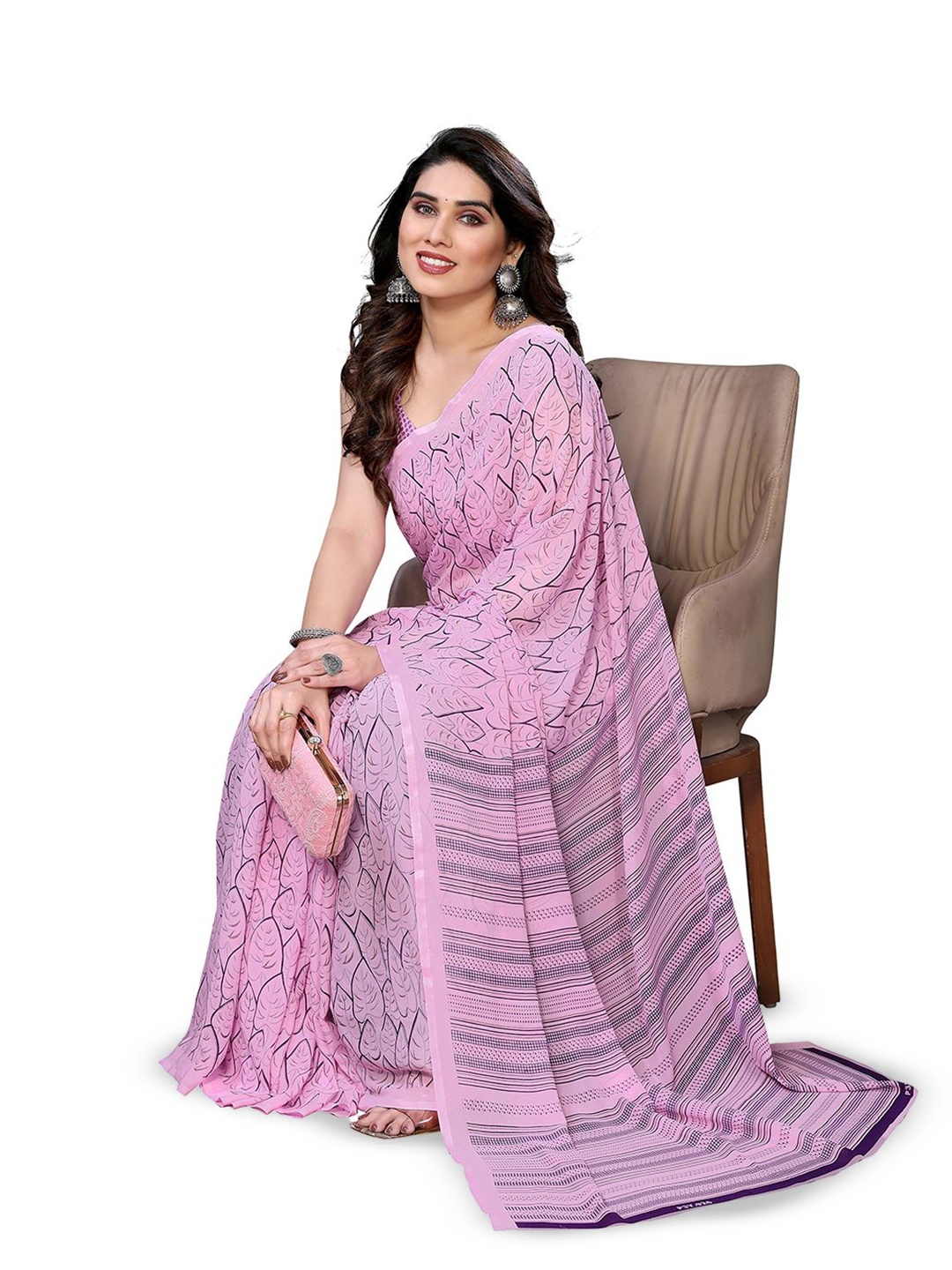 

Moda Rapido Floral Printed Saree With Blouse Piece, Pink