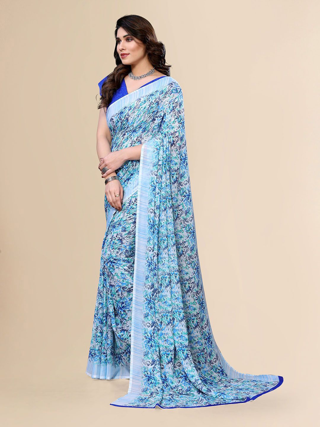

Moda Rapido Floral Printed Saree With Blouse Piece, Blue