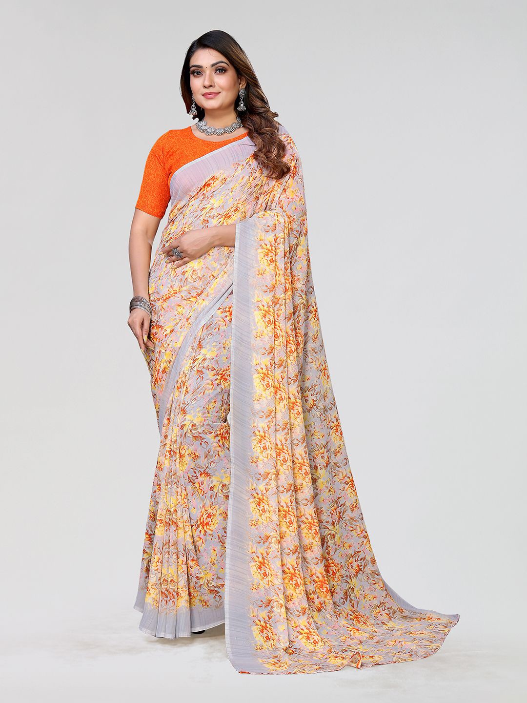 

Moda Rapido Floral Printed Saree, Orange