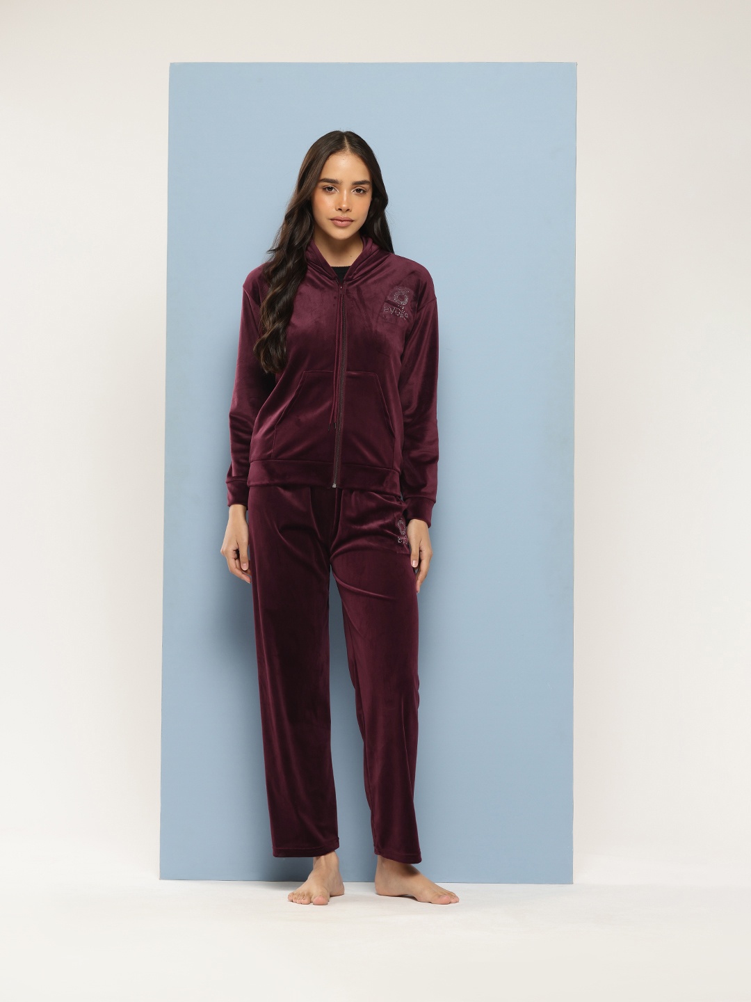 

Aarika Hooded Velvet Night Suit with Embellished Detail, Burgundy