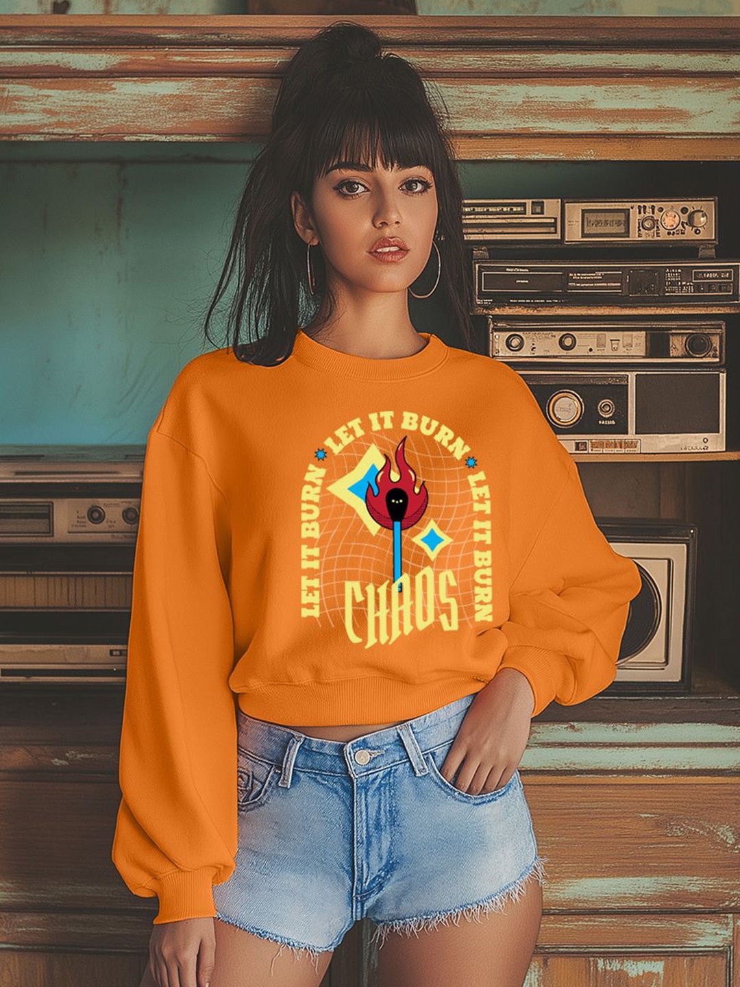 

JUNEBERRY Women Printed Cropped Pullover Sweatshirt, Orange