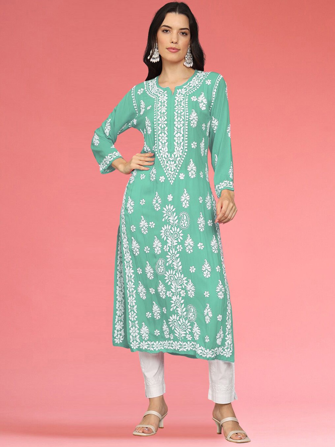 

PARAMOUNT CHIKAN Notch Neck Ethnic Motifs Embroidered Chikankari Modal Straight Kurta, Sea green