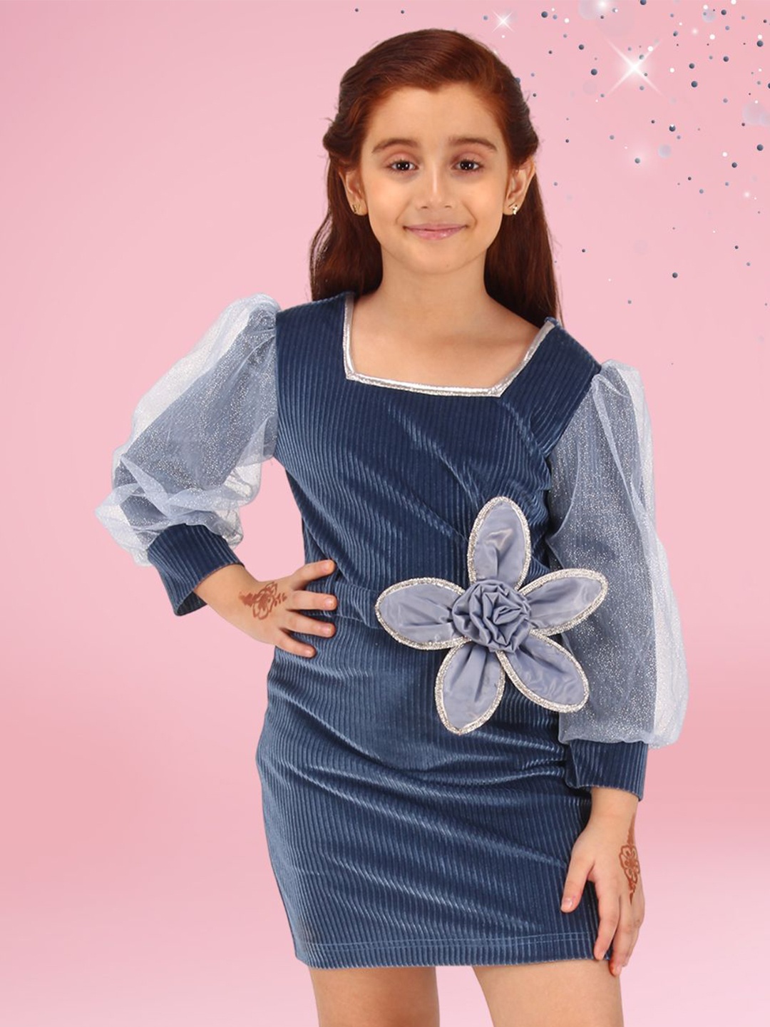 

CUTECUMBER Girls Embellished Applique Velvet Sheath Dress, Blue