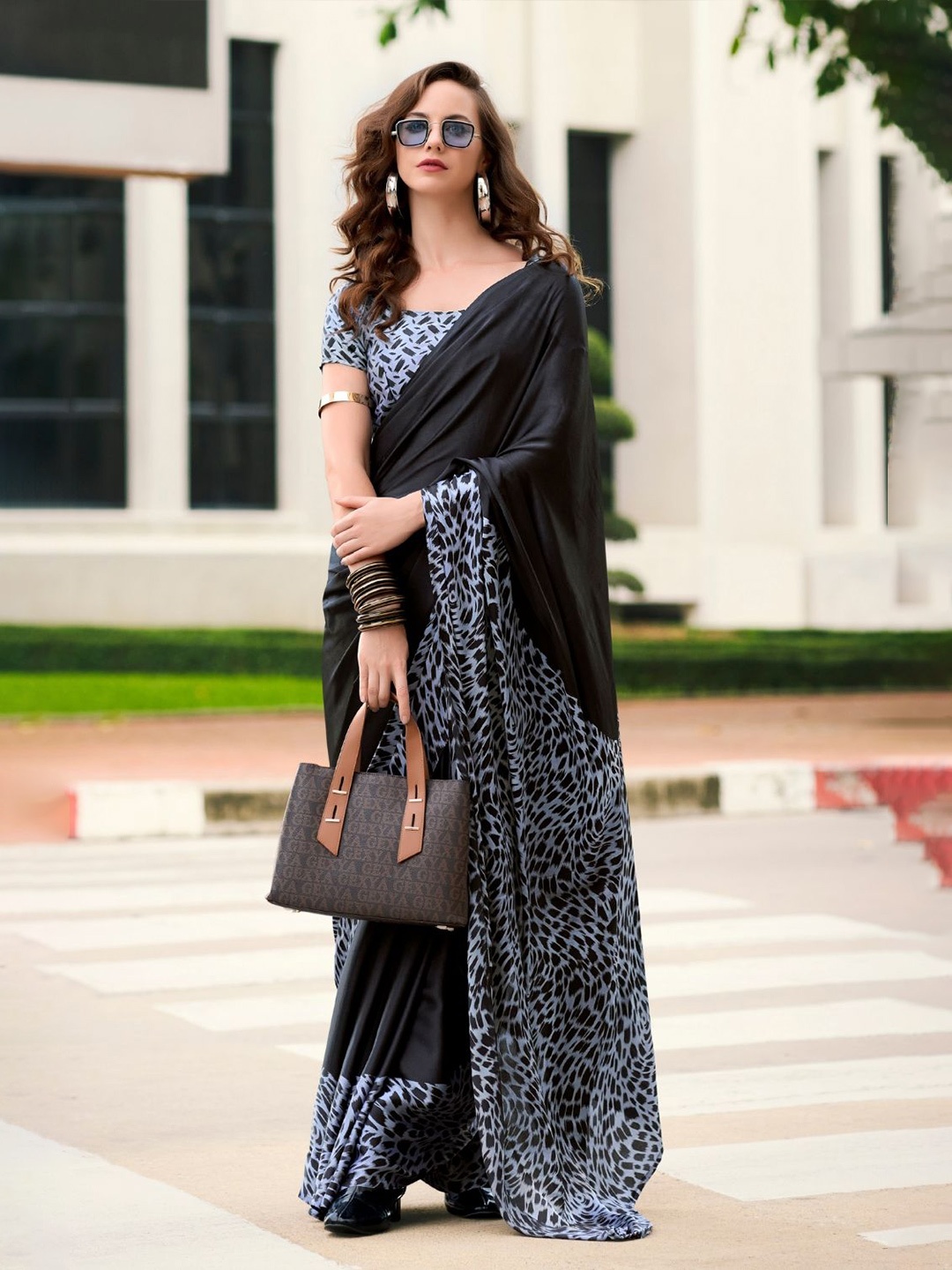 

DEVATITHI Japan Sattin Saree, Black