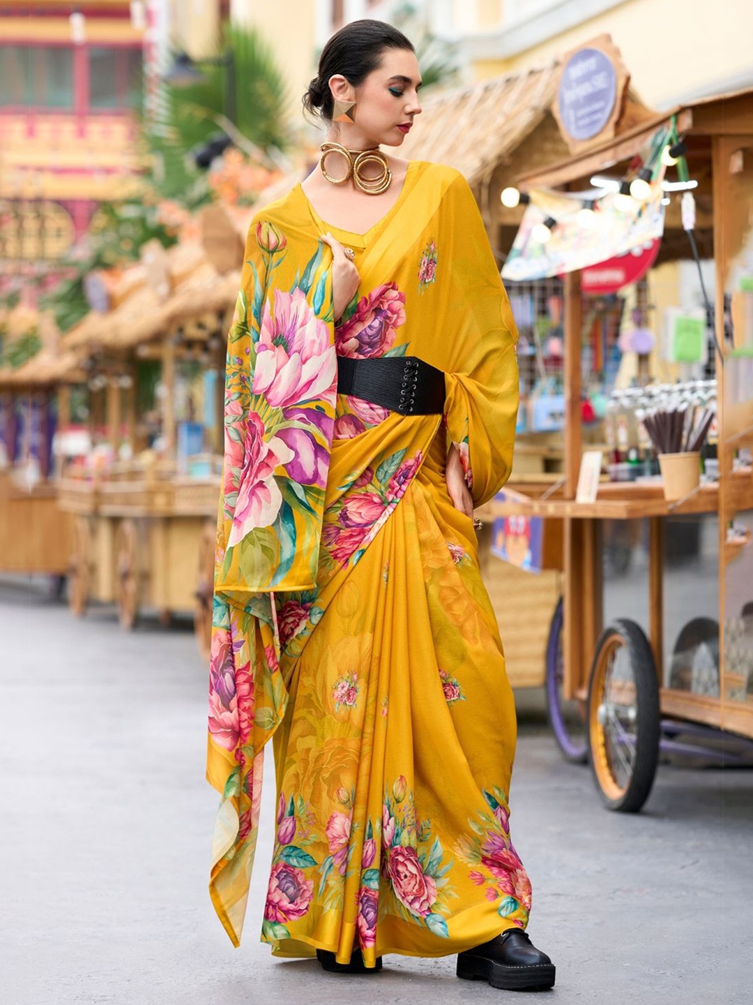 

DEVATITHI Pure Georgette Saree With Exclusive Print Saree, Orange