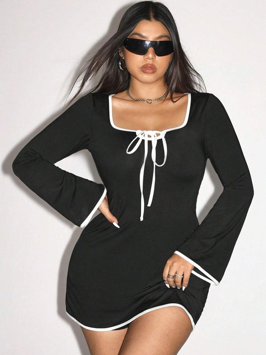 

LULU & SKY Women Flared Sleeve Bodycon Mini Dress, Black