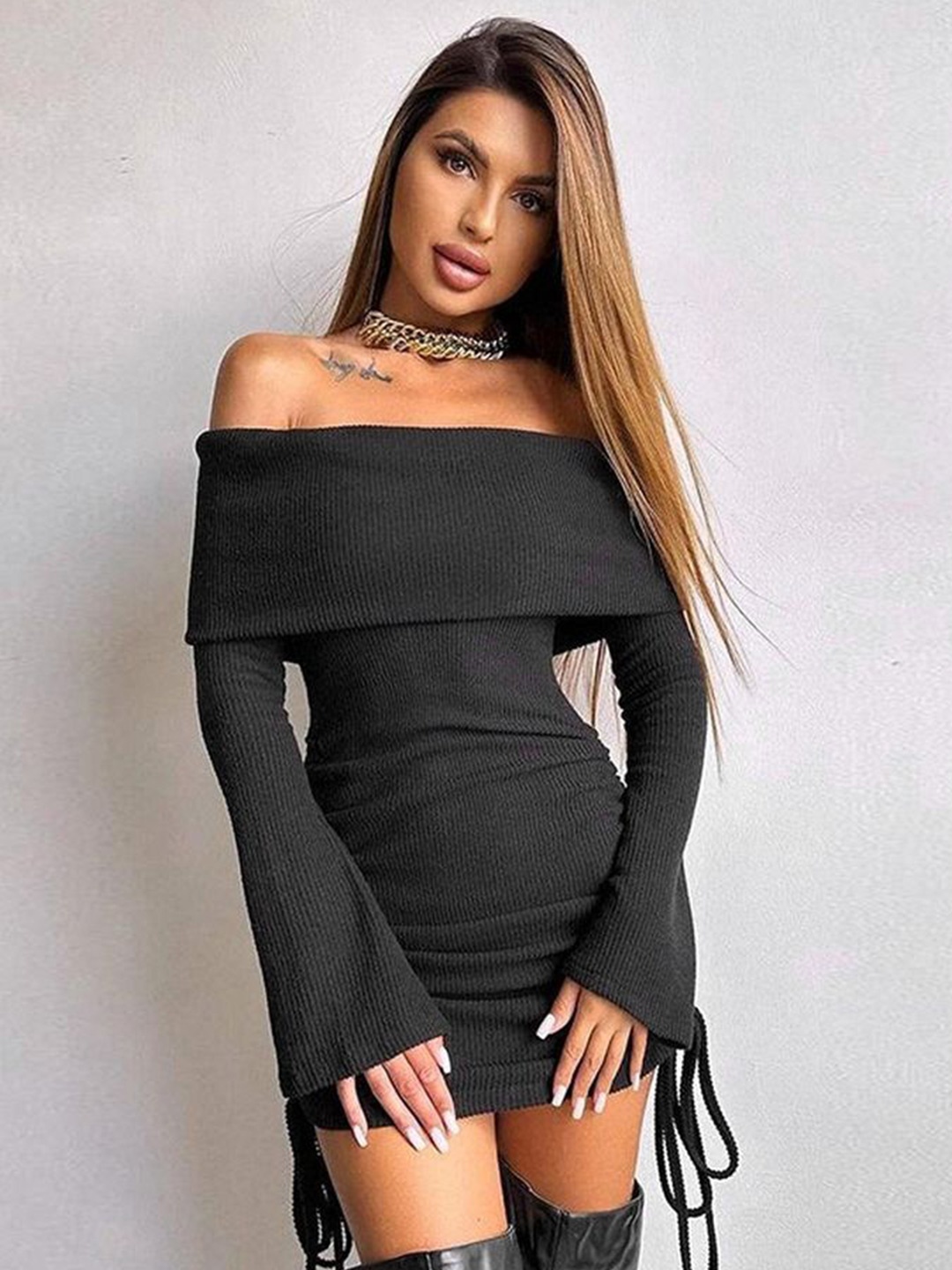 

LULU & SKY Women Off-Shoulder Bodycon Mini Dress, Black