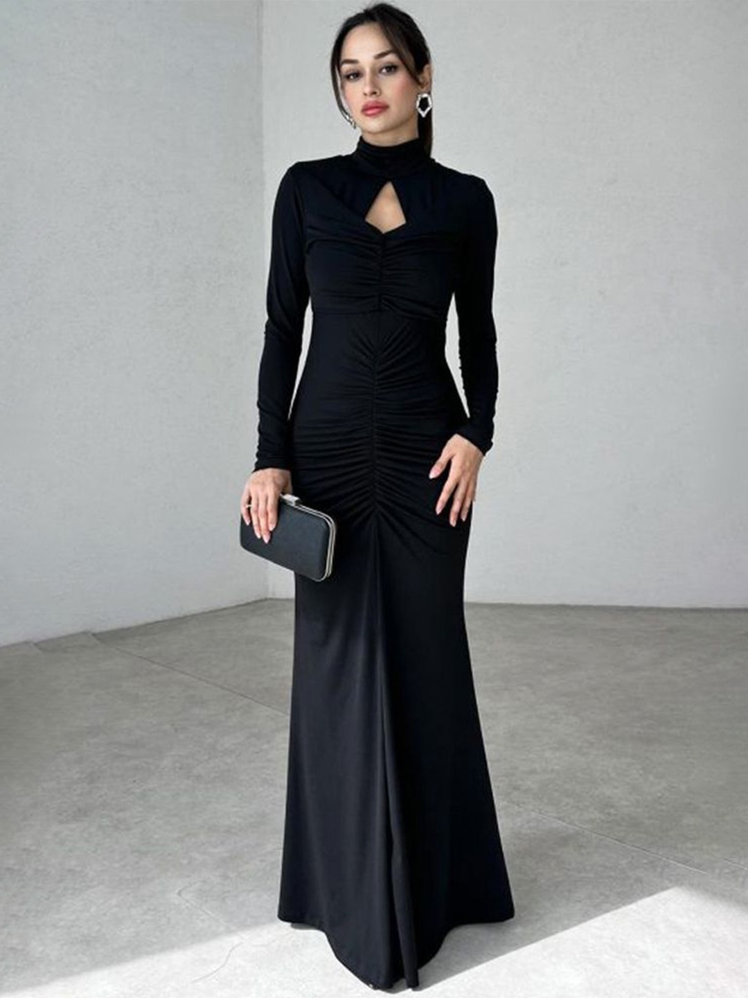 

LULU & SKY Women Choker Neck Gathered Detail Fishtail Maxi Dress, Black