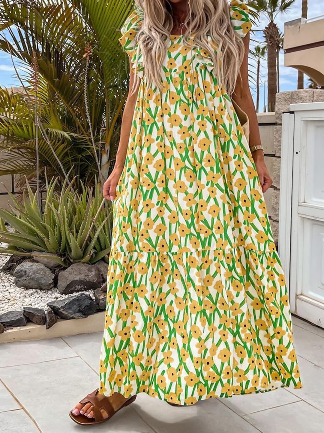 

LULU & SKY Women Floral Printed Maxi Dress, Green