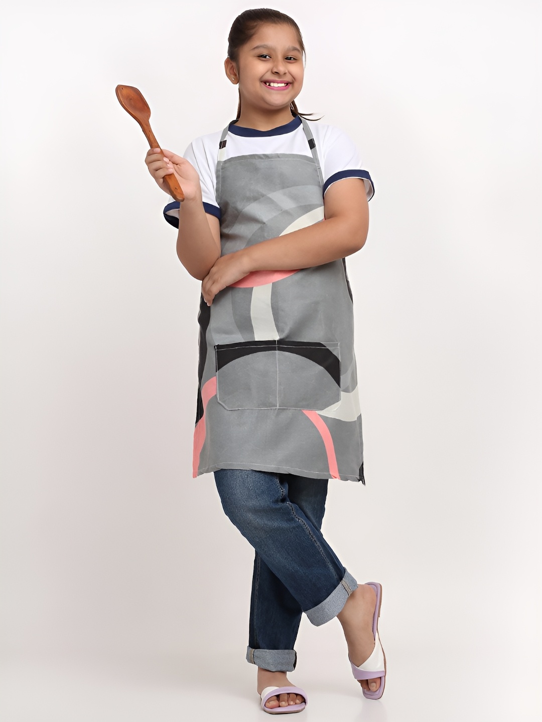 

Arrabi Kids Grey & Black Printed Aprons With Pocket