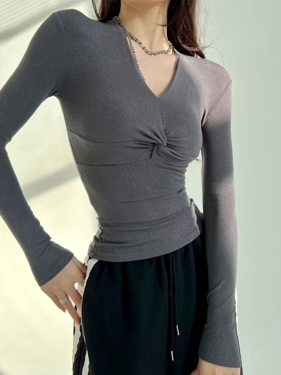 

LULU & SKY V-Neck Fitted Top, Grey