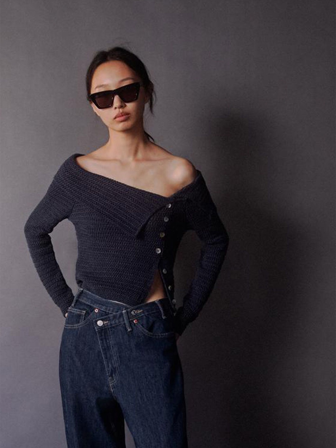 

LULU & SKY Women Off-Shoulder Bardot Top, Navy blue