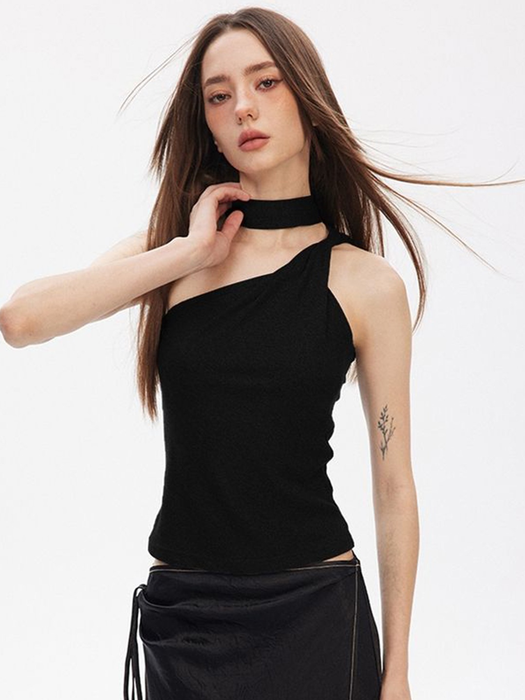 

LULU & SKY Women Choker Neck Top, Black