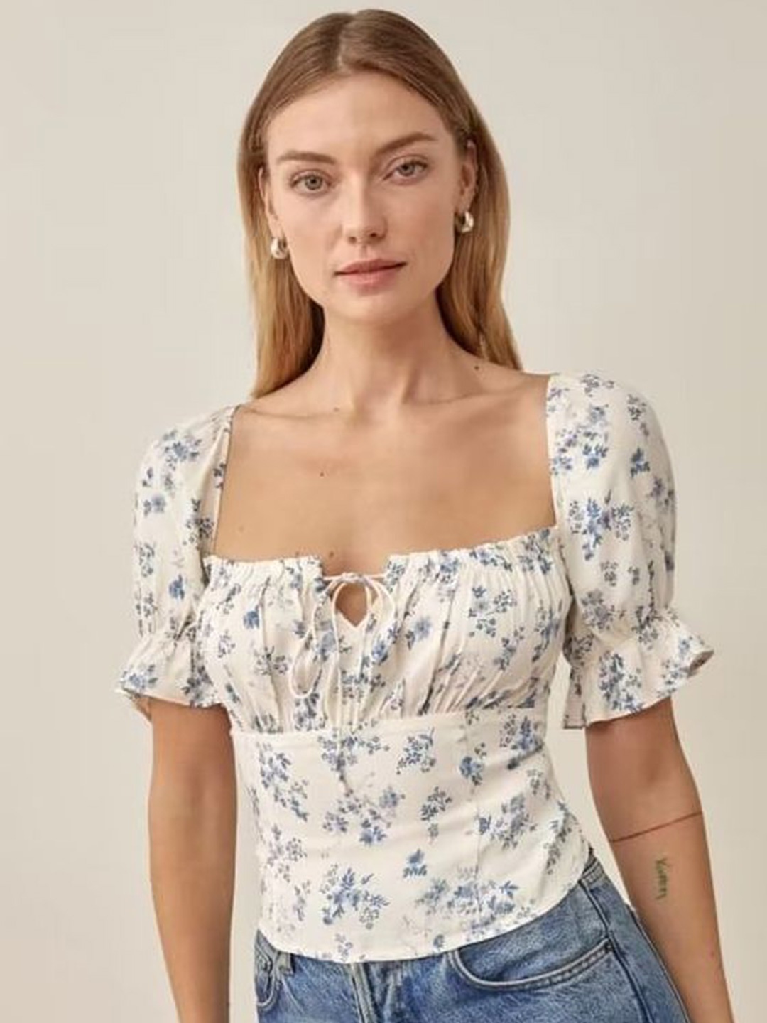 

LULU & SKY Floral Printed Cinched Waist Top, White