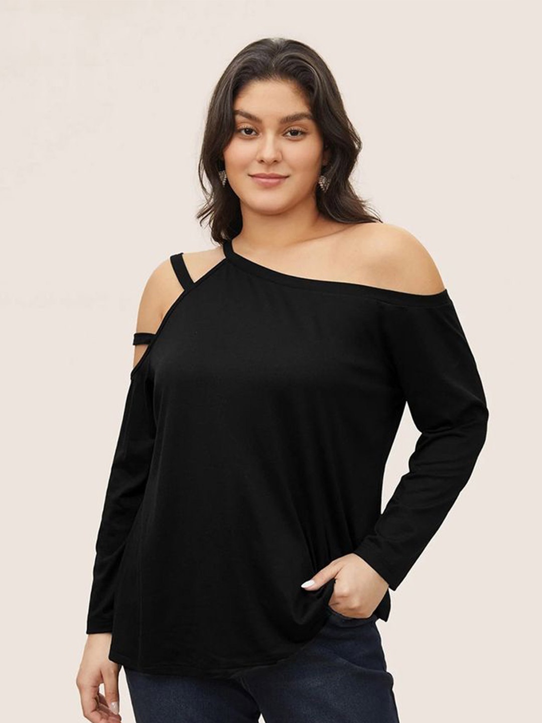

LULU & SKY Plus Size One Shoulder Top, Black