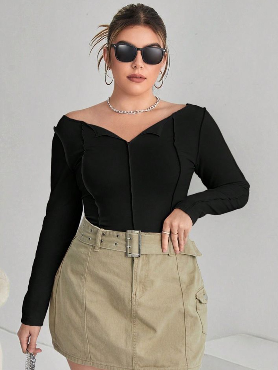 

LULU & SKY Reverse Stitch Plus Size Top, Black