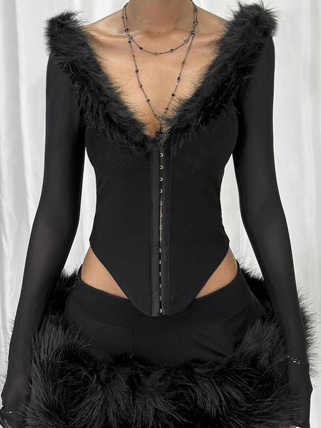 

LULU & SKY Women Faux Fur Trim Crop Top, Black
