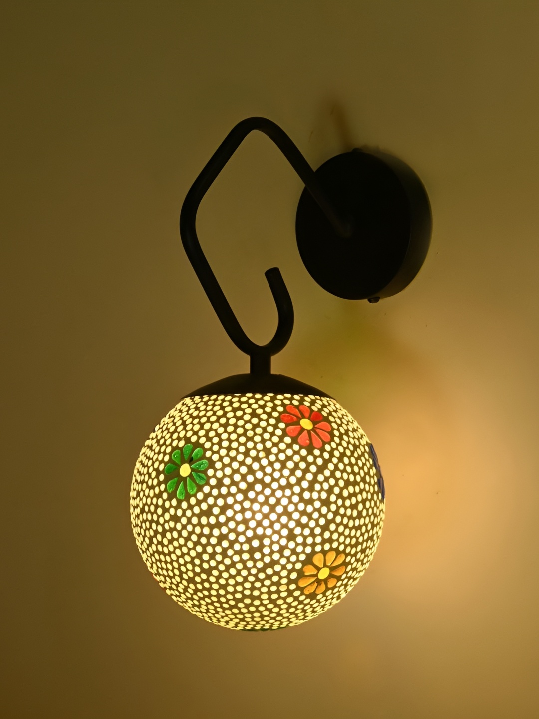 

Afast White & Red Textured Metal Spherical Shaped Wall Lamp