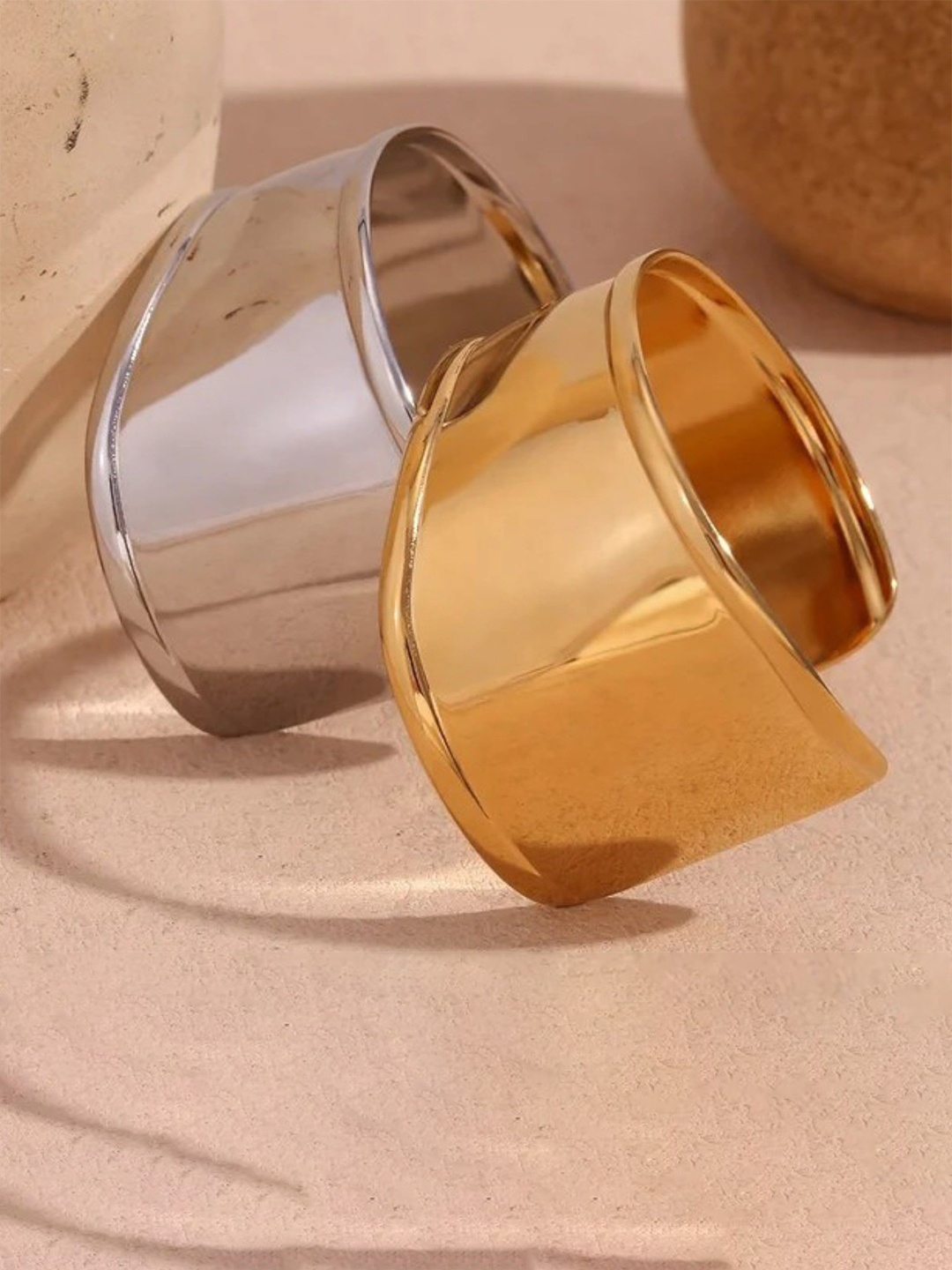 

JEWILLEY 18k Gold-Plated Stainless Steel Cuff Bracelet