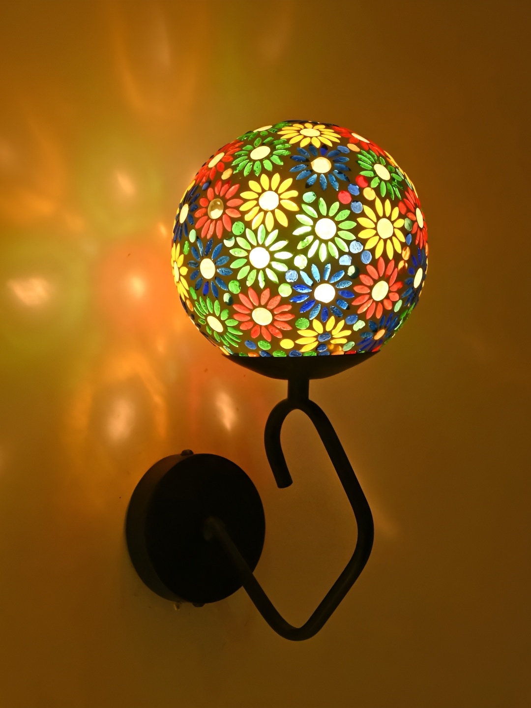 

Afast White & Red Textured Metal Spherical Shaped Wall Lamp