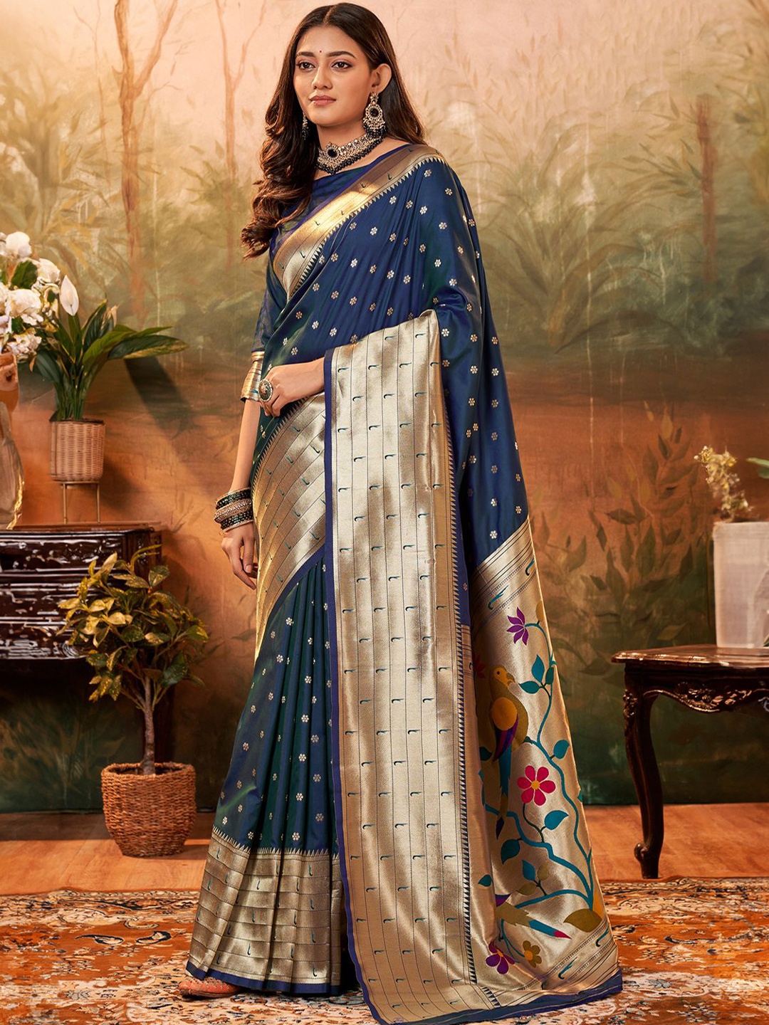 

DEVATITHI Pure Paithani Silk With Zari Weaving Saree, Navy blue